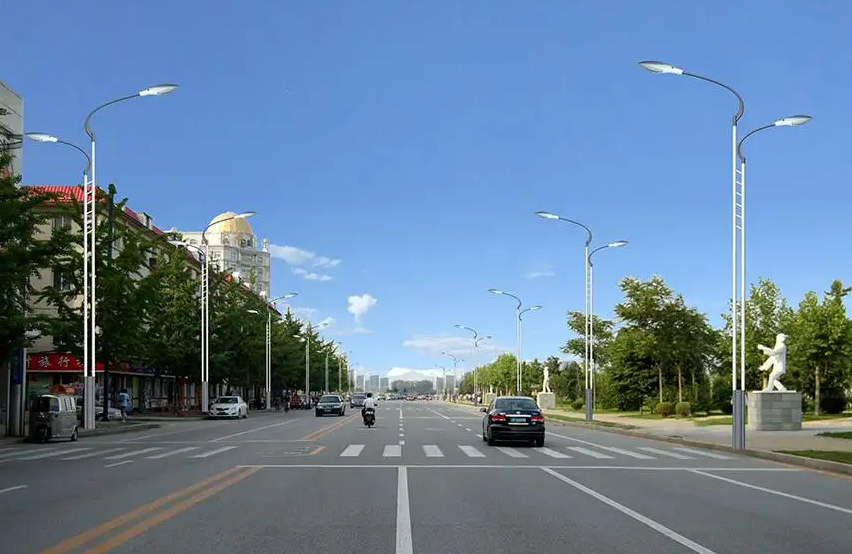 北京智慧太陽能路燈與普通路燈有什么區(qū)別？