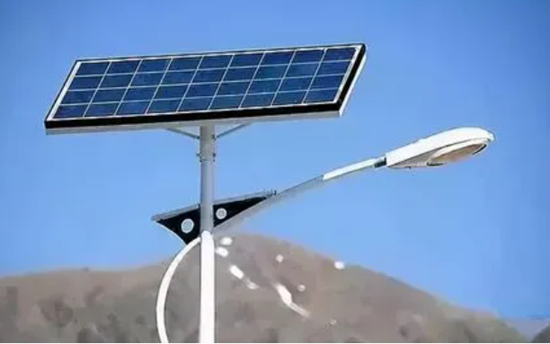 如何正確使用鋰電池太陽(yáng)能路燈